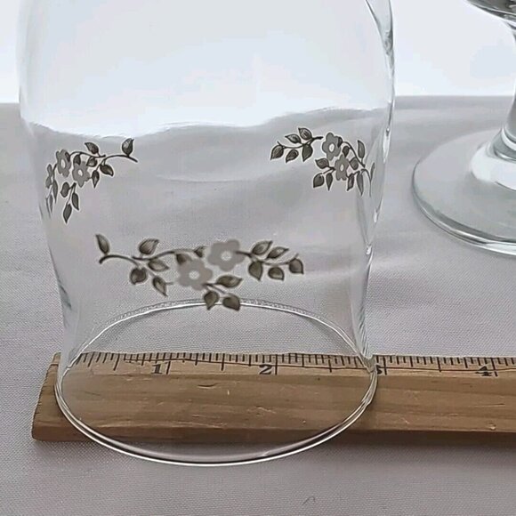 2 Pfaltzgraff Heirloom Water Goblets Wine Glasses 6.5" grey  white floral 12oz - Picture 9 of 9